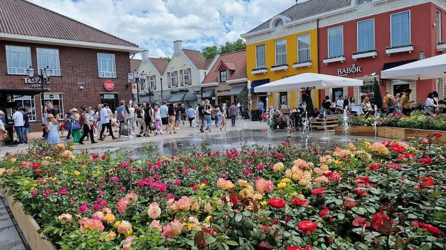 الأنشطة الترفيهية في اوتلت روريموند هولندا – Designer Outlet Roermond