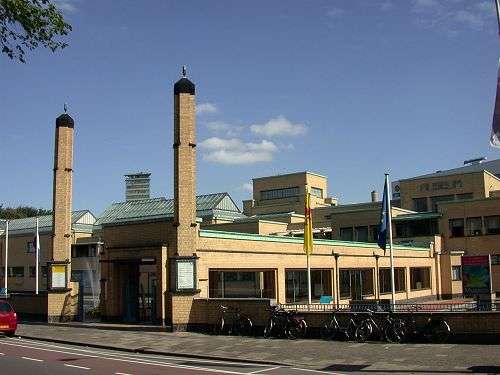 جولة سياحية في متحف لاهاي للفن-Gemeente museum Den Haag