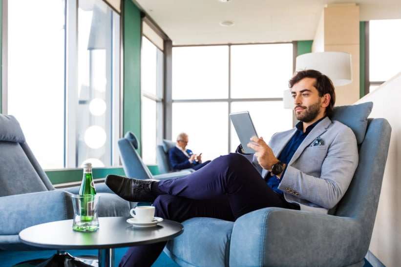 افضل خدمات كبار الشخصيات لضمان تجربة سفر VIP فاخرة في هولندا